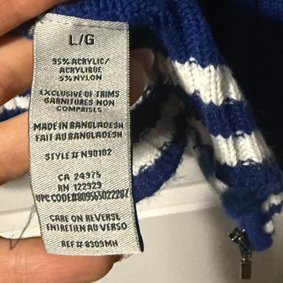 Vintage Toronto Maple Leafs Men’s XL Zip-Up Sweater - Picture 3 of 11